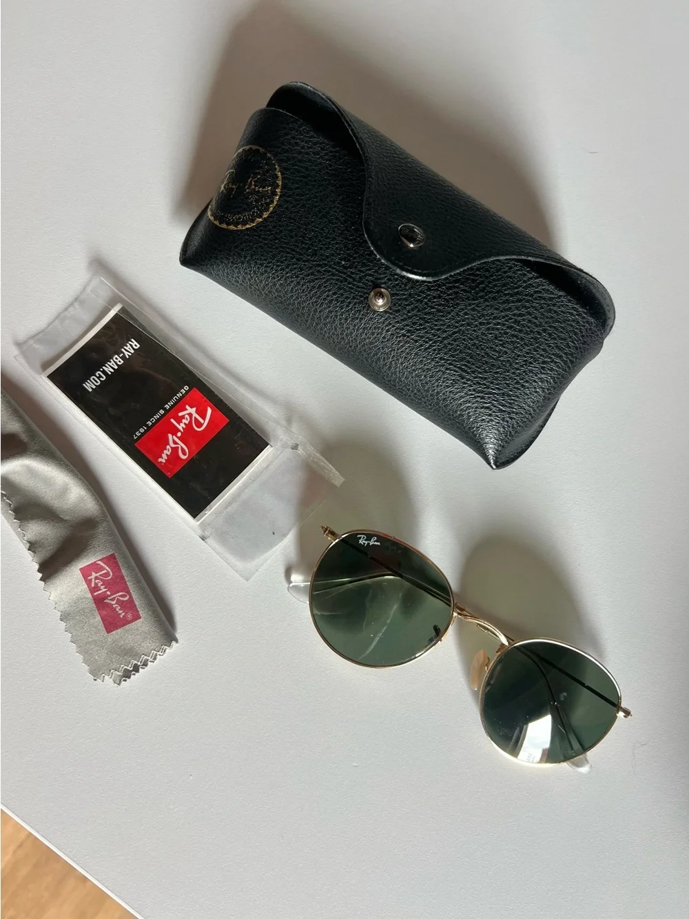Ray-Ban Gold Frame Sunglasses with Green Lenses